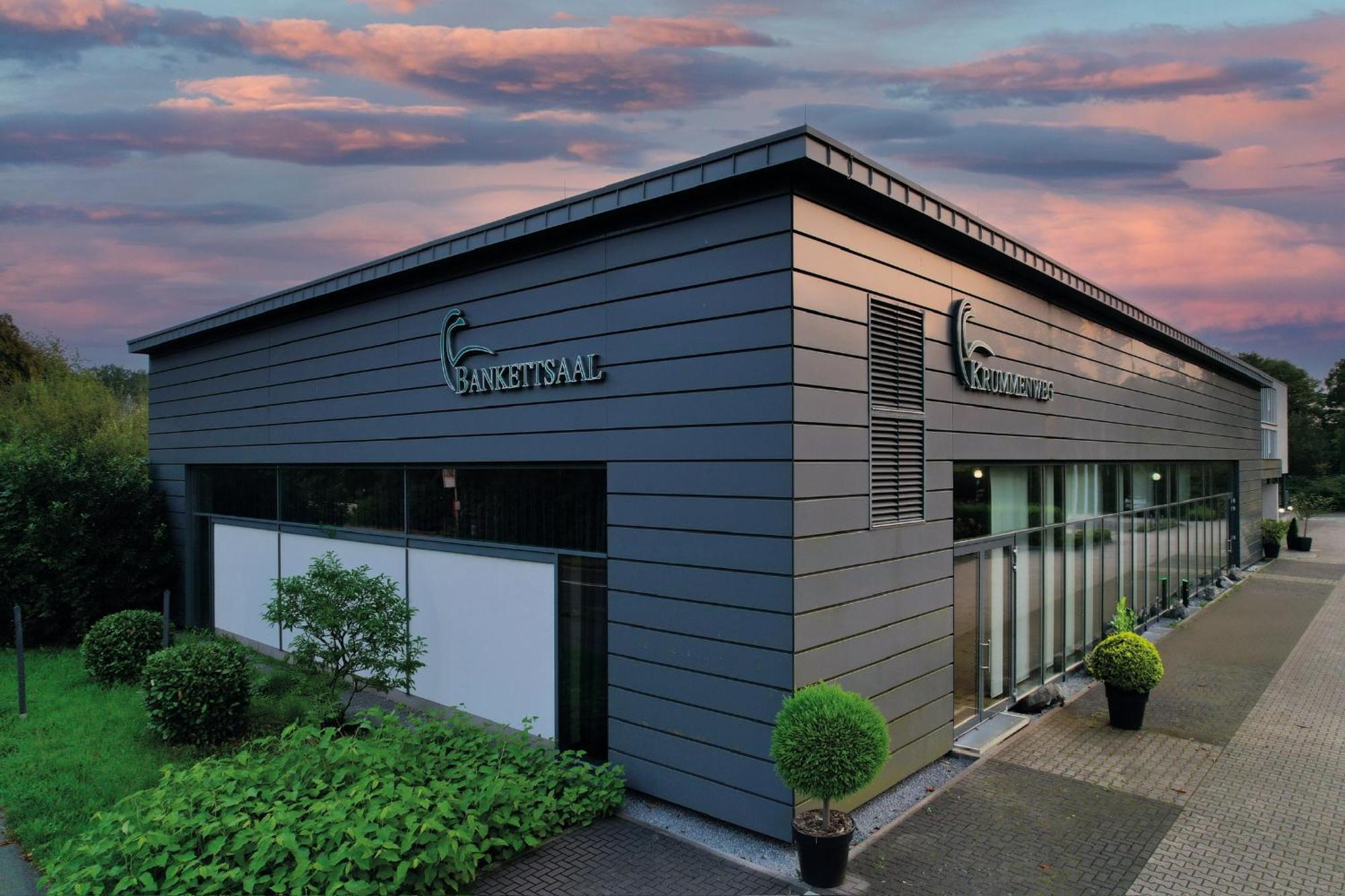 Hotel Ramada By Wyndham Duesseldorf Ratingen Exterior foto