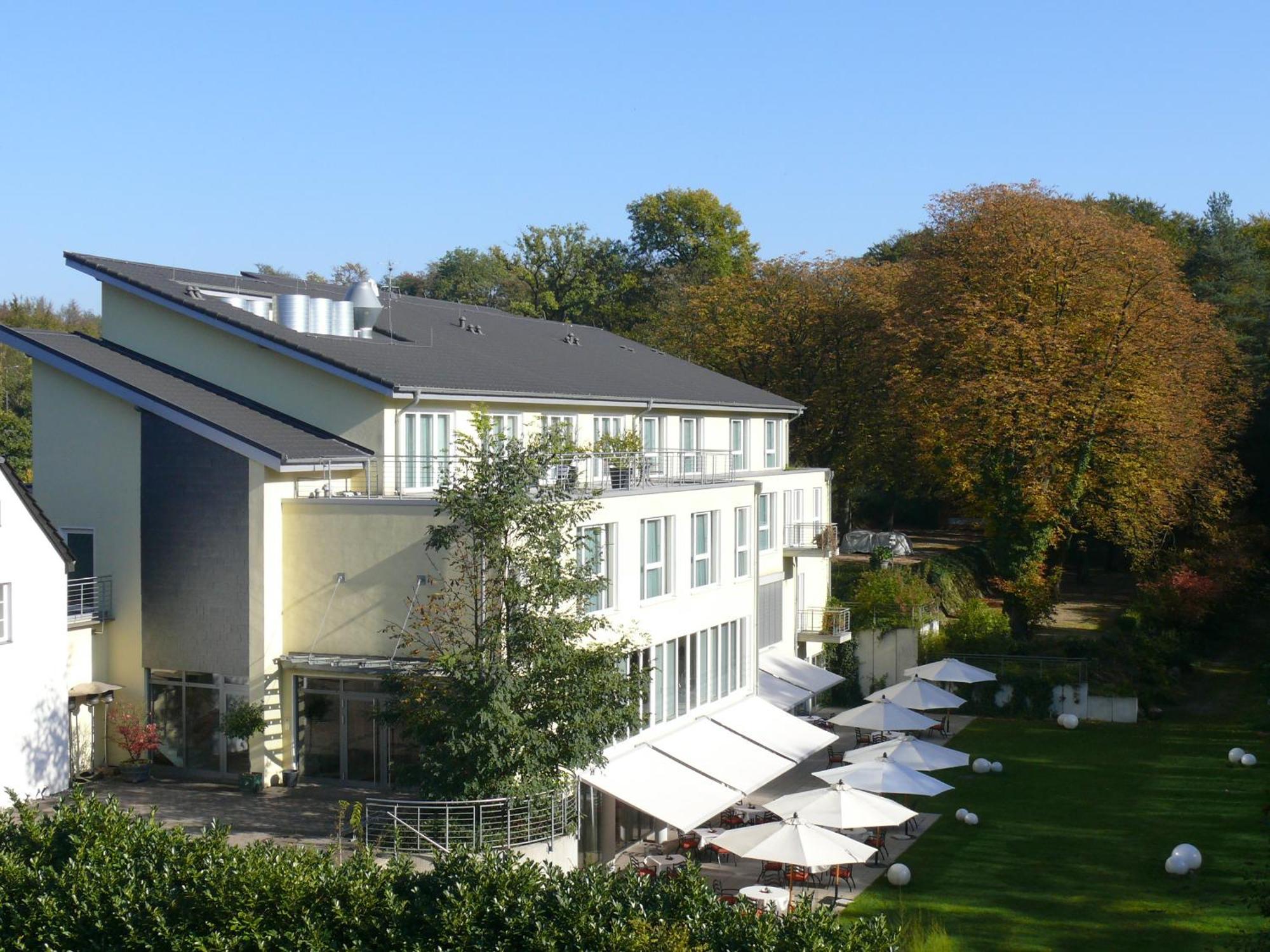Hotel Ramada By Wyndham Duesseldorf Ratingen Exterior foto